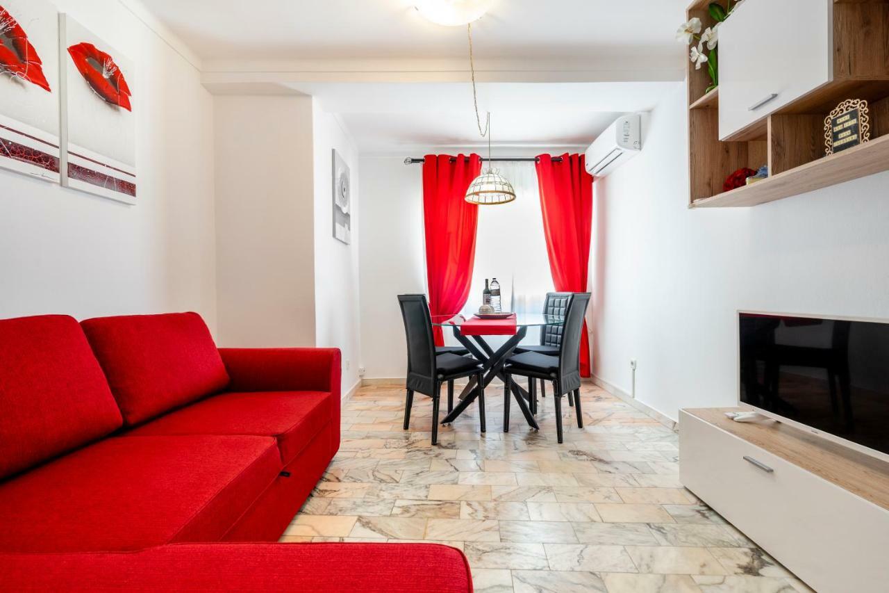 My Place @ Faro City Views Exteriör bild